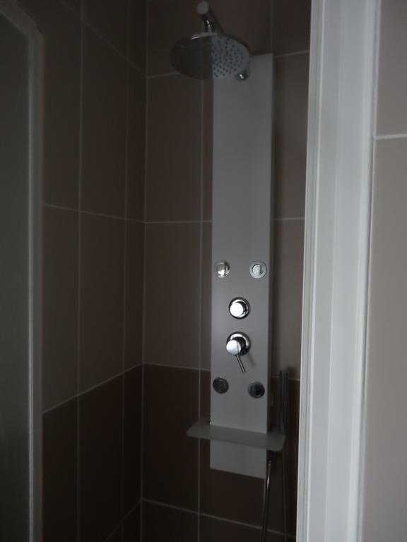 La Bromontoise Chambres D'Hotes 蓬特吉博 客房 照片